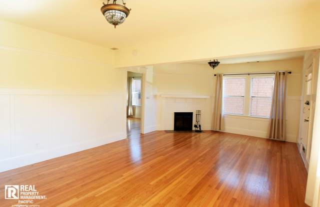 Cozy 3 Bedroom Near 4th Street - Ready to move in! photos photos