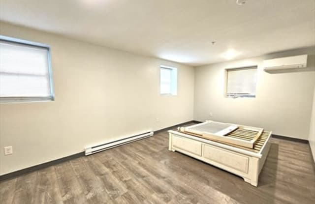 30 Elmwood Park - 30 Elmwood Park, Quincy, MA 02170