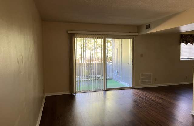 10301 N. Kings Hwy - 10301 North Kings Highway, Horry County, SC 29572