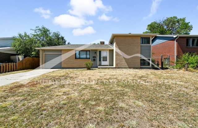 Spacious Home with Washer/Dryer and Fenced Yard photos photos