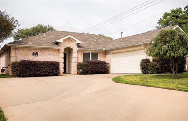 4801 Bradley Lane - 4801 Bradley Lane, Arlington, TX 76017