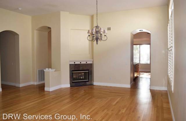 664 Santa Clara Ct. Gallery 2