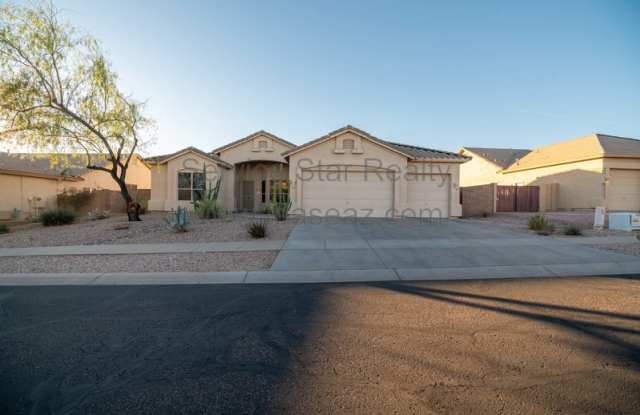 2502 N Cabot photos photos