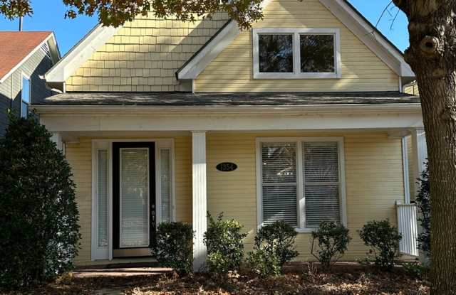 Completely fresh 3 bd 2.5 bath on Island Pet allowed with owner approval. All appliances included! Available immediately with approved application. Owner will manage. photos photos