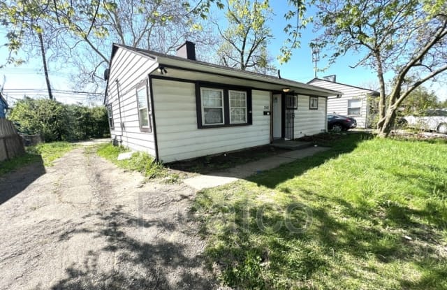 2143 Grasmere Ave - 2143 Grasmere Avenue, Columbus, OH 43211