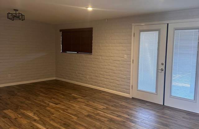 OCTOBER SPECIAL!!! - 1/2 OFF 1ST MONTH'S RENT - 3 bed 2 Bath - Close to Davis Monthan Air Force Base Gallery 4