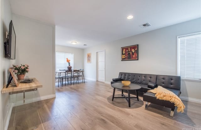 6713 Enfield Avenue - 6713 N Enfield Ave, Los Angeles, CA 91335