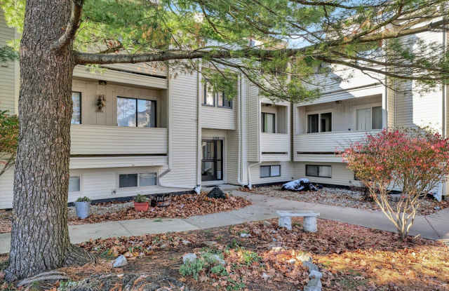 2 bedroom, 2 bath condo - Available April 2026 photos photos