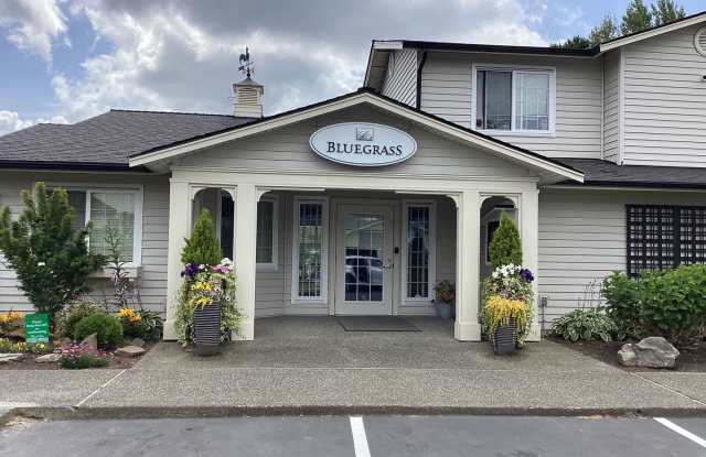 Updated 3-Bedroom Home in Bluegrass Community – Prime Everett Location - 12404 East Gibson Road, Snohomish County, WA 98204