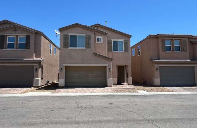 Lovely 2 story home with 3 large bedrooms, 2.5 baths and a 2 car garage. photos photos