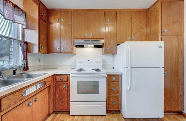 1344 Saint Paul AvenueApt 17 Gallery 3