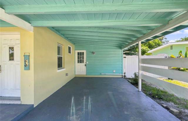 921 6TH Avenue NW Gallery 3