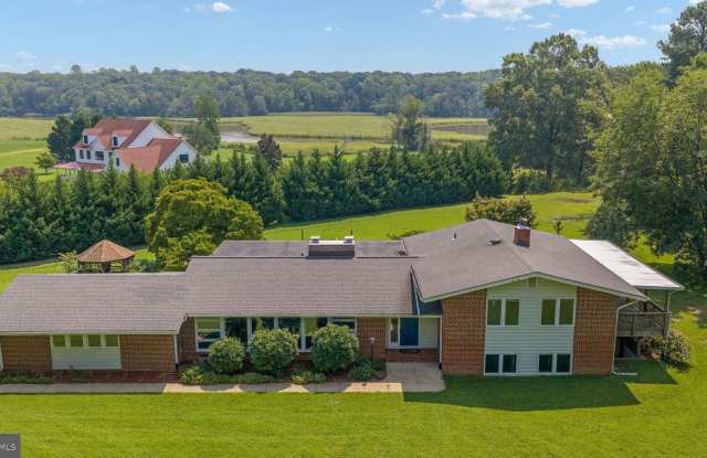 18002 ROSIERS CREEK Lane Gallery 1