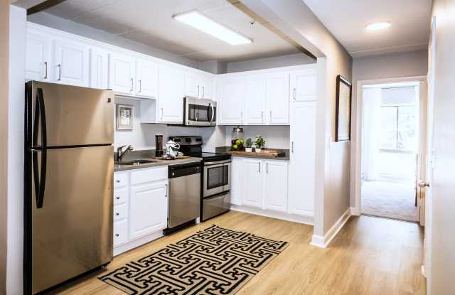 Avana Weymouth photos photos