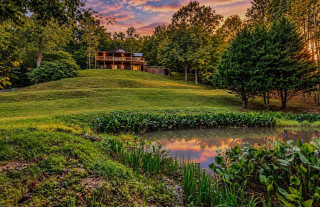 286 Garrett Drive Gallery 1