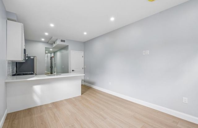 617 South 8th Street - 2 Gallery 2