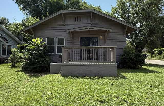 1031 Cotton Avenue Southwest photos photos