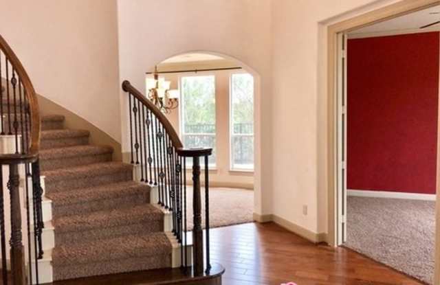 12302 Bluff Haven Lane Gallery 4