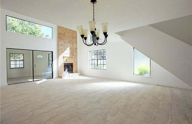 3411 CHATSWORTH LANE Gallery 4