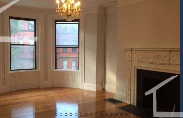 HOT BACK BAY LISTING!!!! photos photos