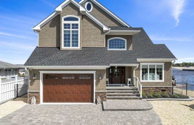 1 Pershing Boulevard photos photos