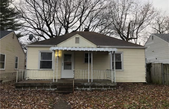 1722 North LINWOOD Avenue - 1722 North Linwood Avenue, Indianapolis, IN 46218