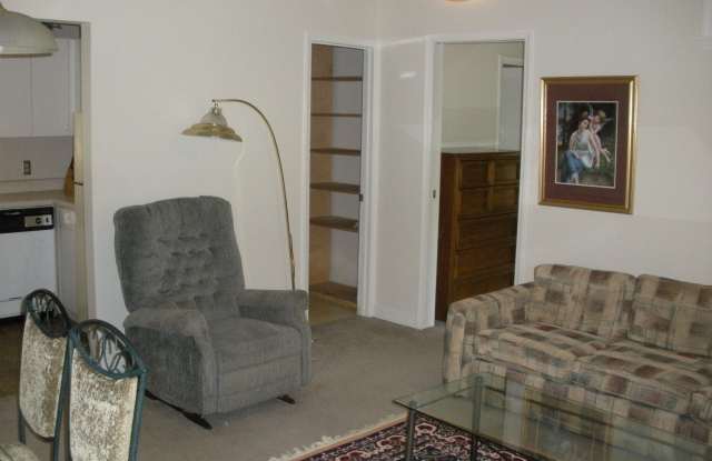 2611 Plantation Road Gallery 4