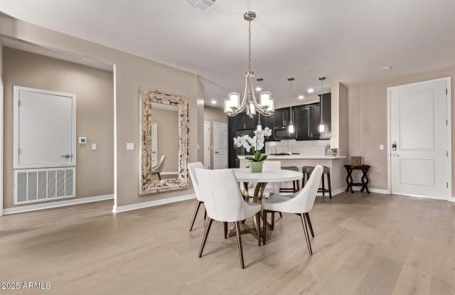 2511 W Queen Creek Road Gallery 3