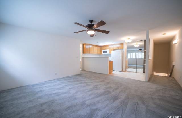 Rarely Available!  2-bedroom, 2-bath, 2 tandem parking at Lalea in Hawaii Kai Gallery 4