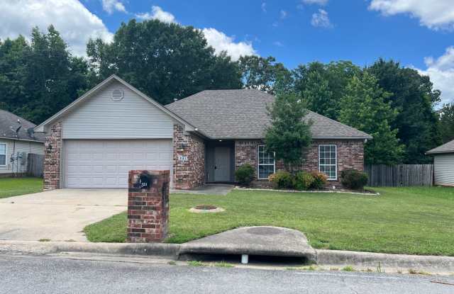 321 Autumn Dr., Benton AR 72015 - Nice 3br 2ba just off Gattin Rd - 321 Autumn Drive, Benton, AR 72015