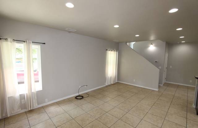 $500 Move-In Special | 3-Bedroom Home with Private Bathrooms | Flexible Lease Terms Gallery 3