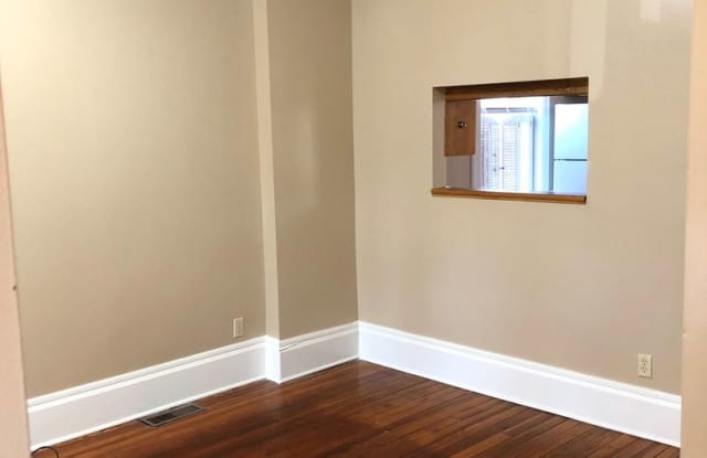 Historic Brick Home, 2 Bed, 1.5 Bath Gallery 3