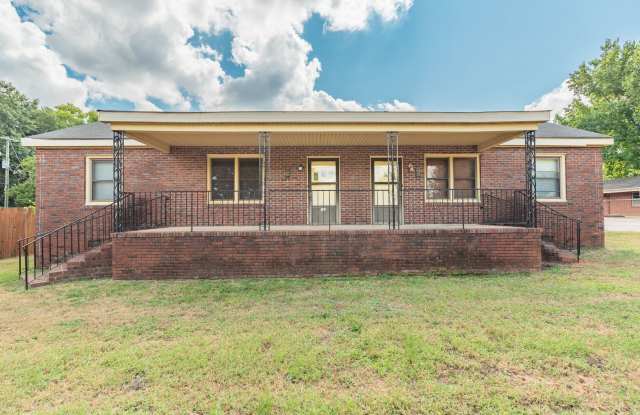 Coming Soon! Great North Augusta Location!!! - 315 Georgia Avenue, North Augusta, SC 29841