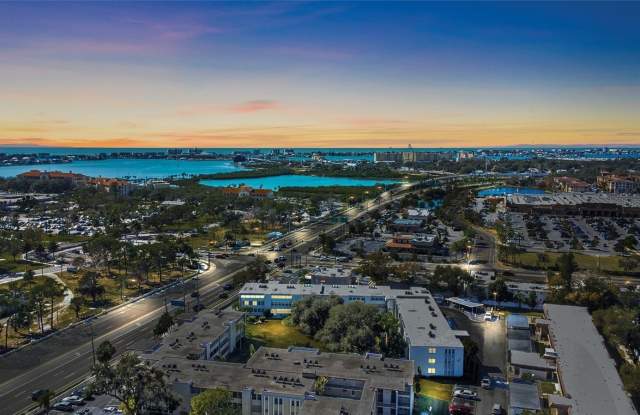 9950 47TH AVENUE N photos photos