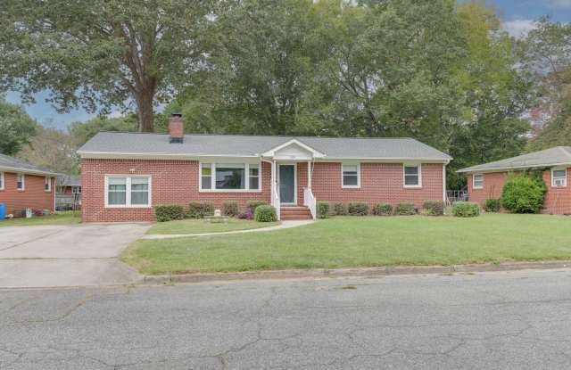 105 Adams Drive, Newport News VA 23601 photos photos