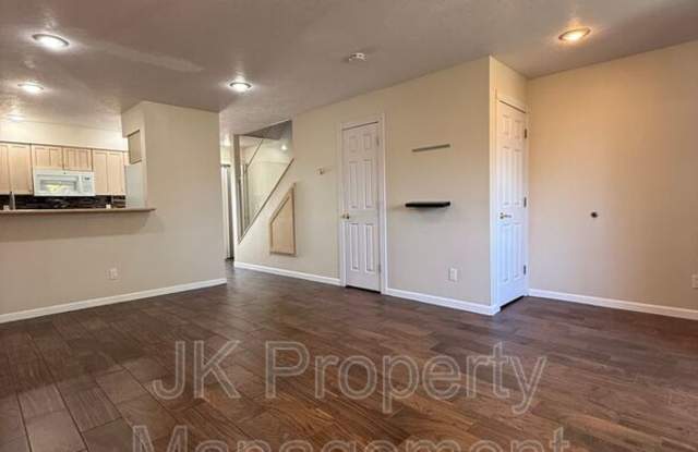 1508 5th Street NW Gallery 4