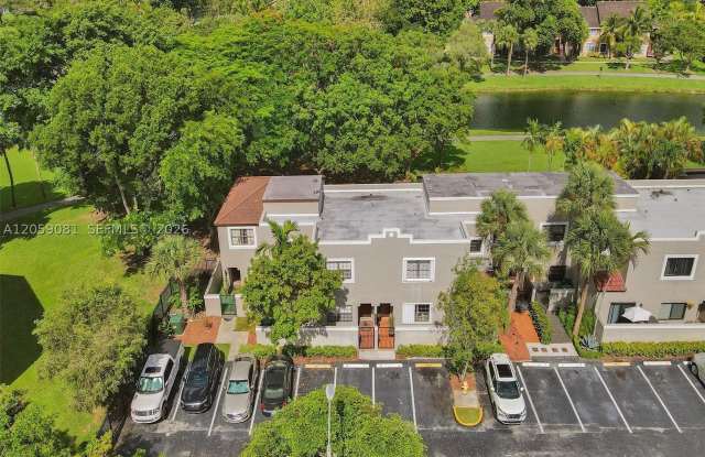 10540 SW 154th photos photos