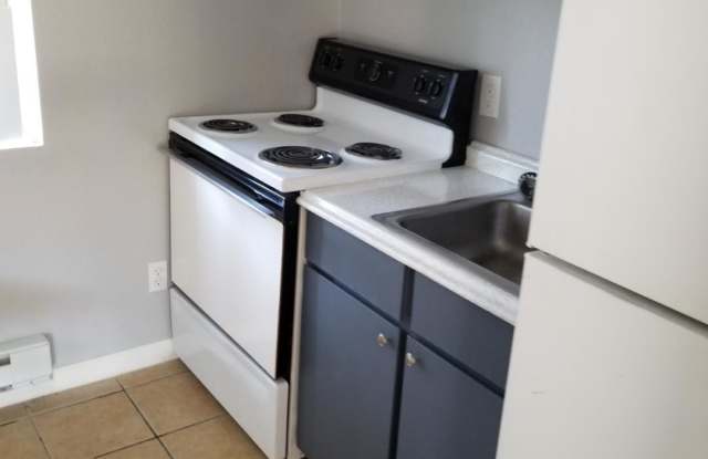 1525 S Woodland Ave #B photos photos