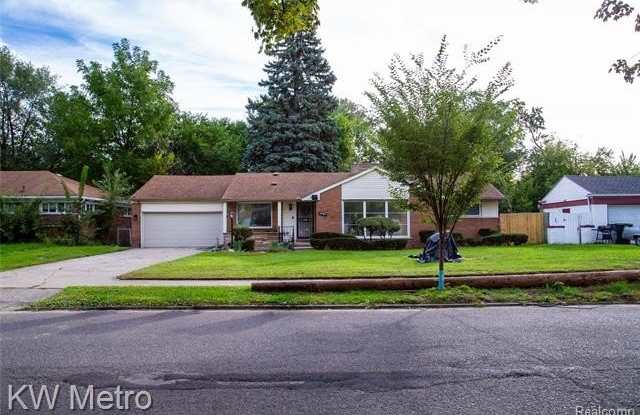 14984 Archdale Street Gallery 1