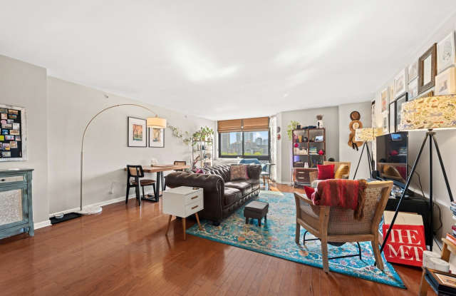 700 GROVE ST photos photos