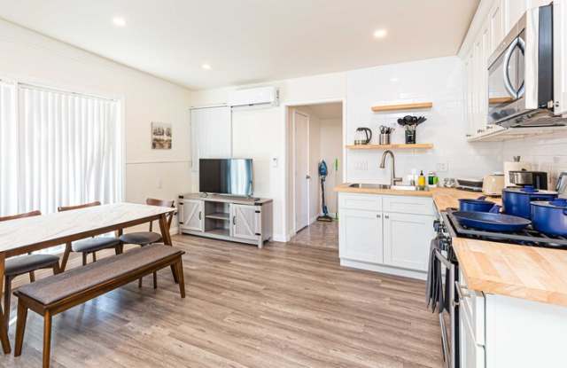 1203 1/2 East Route 66 photos photos 1203 1/2 East Route 66 photos photos