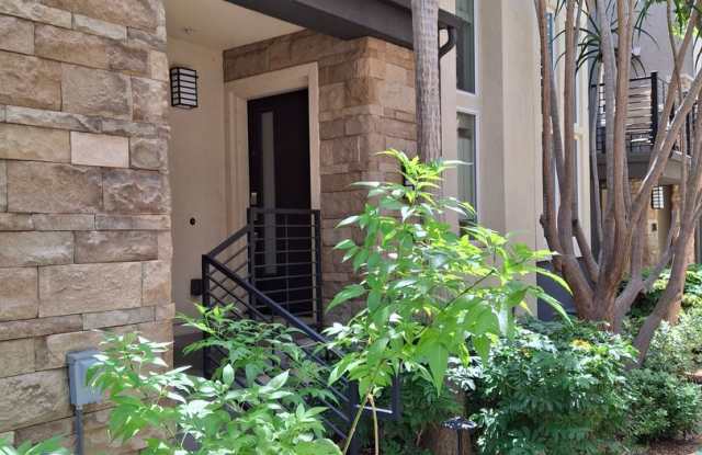 Beautiful Townhome in Civita Mission Valley w/ Central AC! MUST SEE!!! photos photos