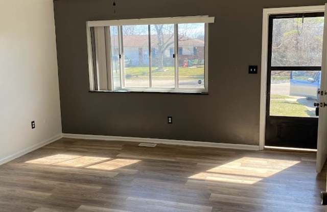 3113-3115 Silver Rock Avenue - 3115 - 3113 Silver Rock Avenue, Montgomery County, OH 45414