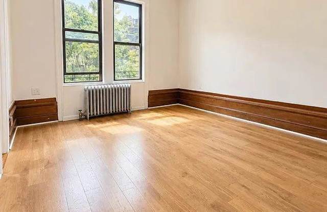 574 Saint Nicholas Avenue Gallery 2