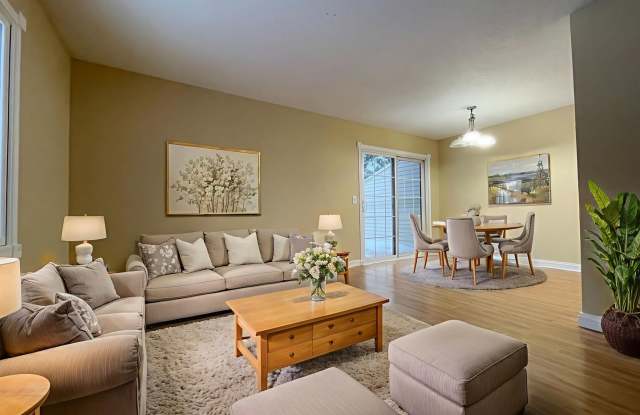 3 bed/2 bath Sweet Townhome In Brooklyn Park- Available Early September - 8433 Toledo Avenue North, Brooklyn Park, MN 55443