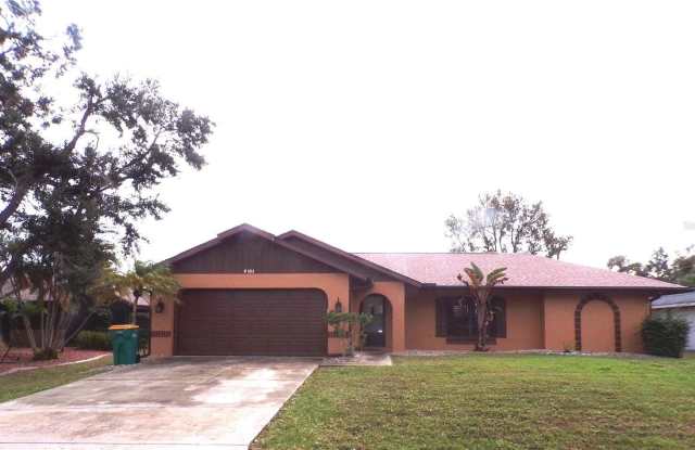 1011 TROPICAL AVENUE NW photos photos