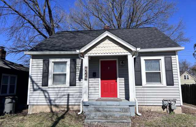 1524 E 46th Street photos photos