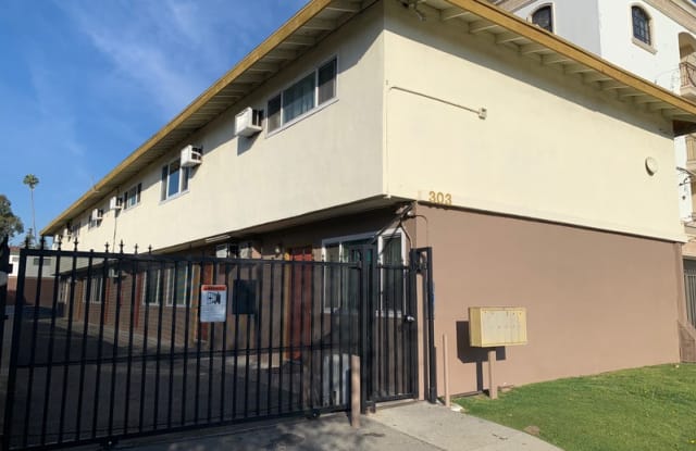 303 N Hill Ave - 303 North Hill Avenue, Pasadena, CA 91106