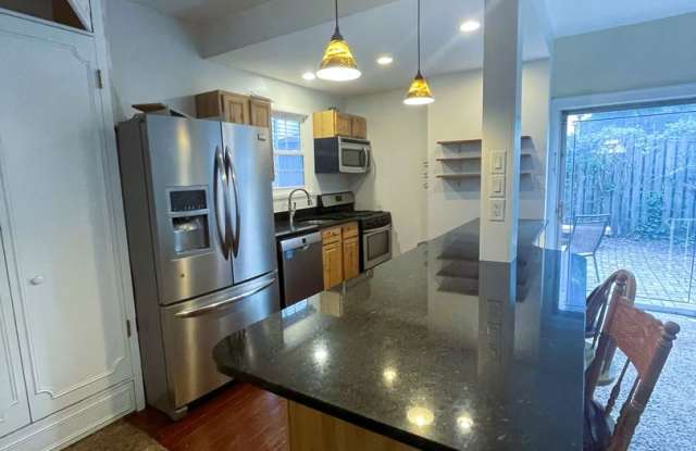 403 S. Division St. photos photos