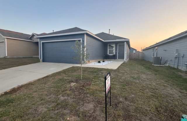Super Nice with Great Price. 3 Bedroom 2 Bath 1 Story - 9142 Coronal Rings, San Antonio, TX 78252